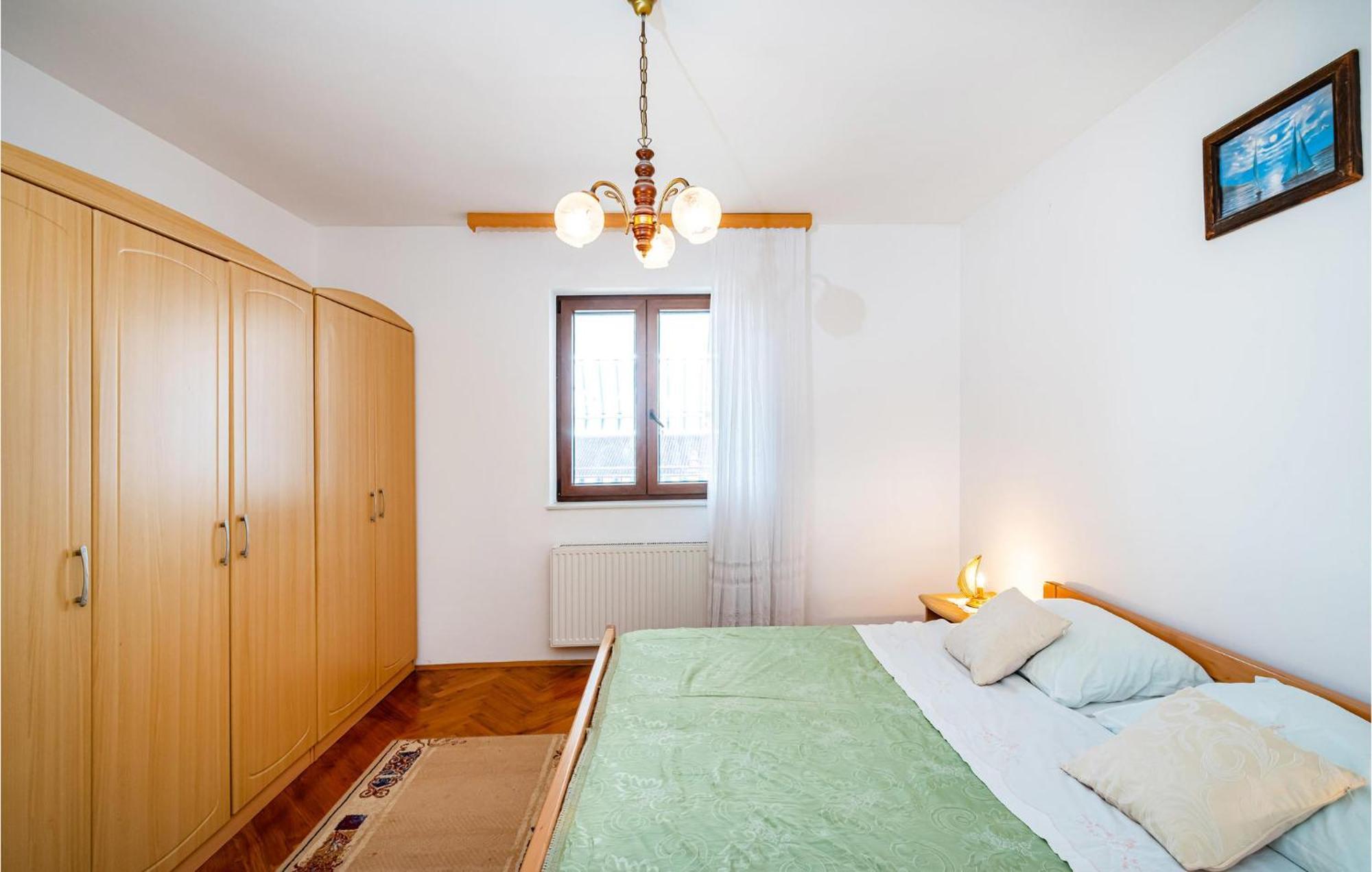2 Bedroom Cozy Apartment In Zadar Buitenkant foto